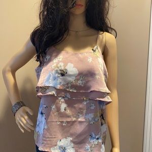 Daytrip tank top. Size Large. Adjustable straps